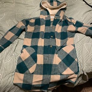 Pepper and Zoe shacket